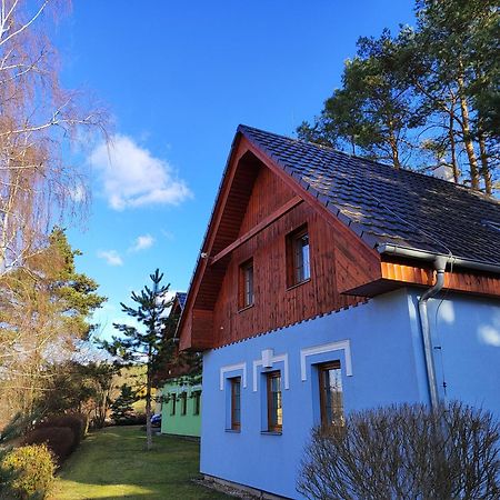 Chaty Kolodeje-Ubytovani U Reky V Soukromem Arealu-Blue Kolodeje nad Luznici Екстериор снимка